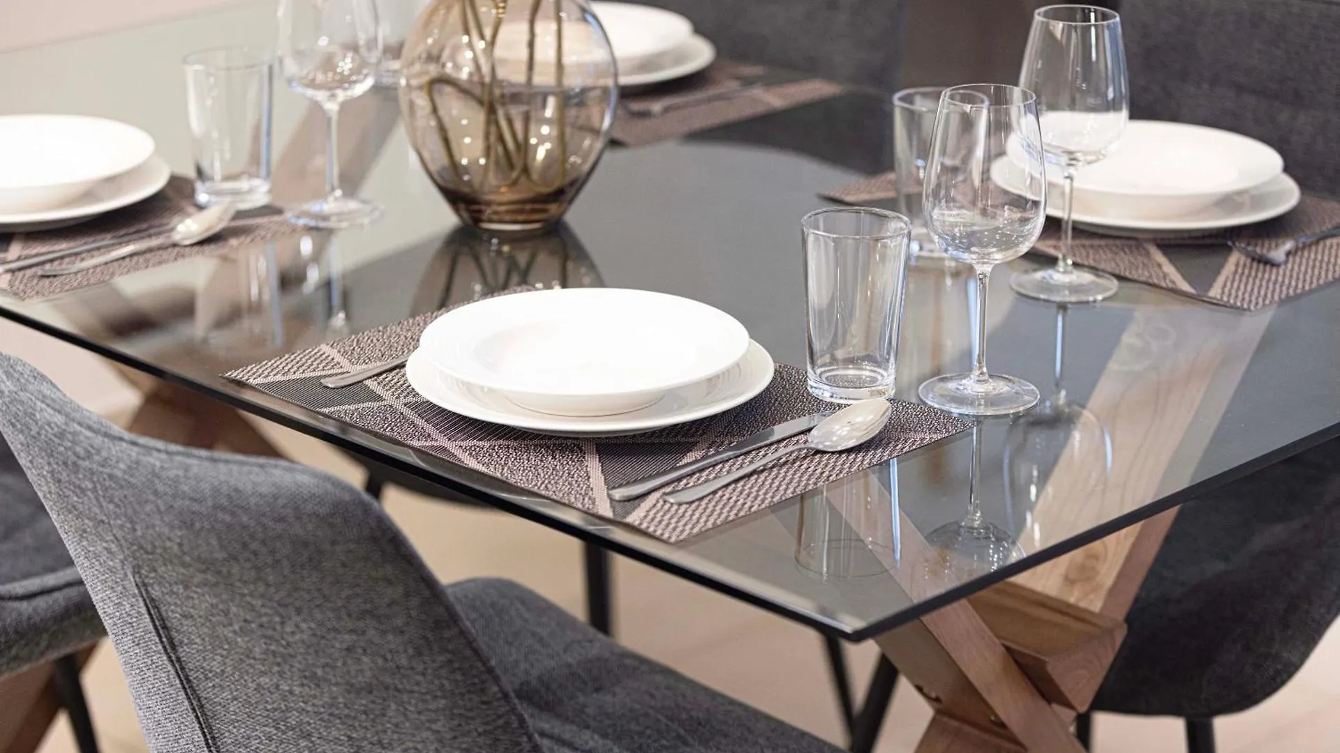 Stylish 1Br Burj Khalifa View Apartment Dubai