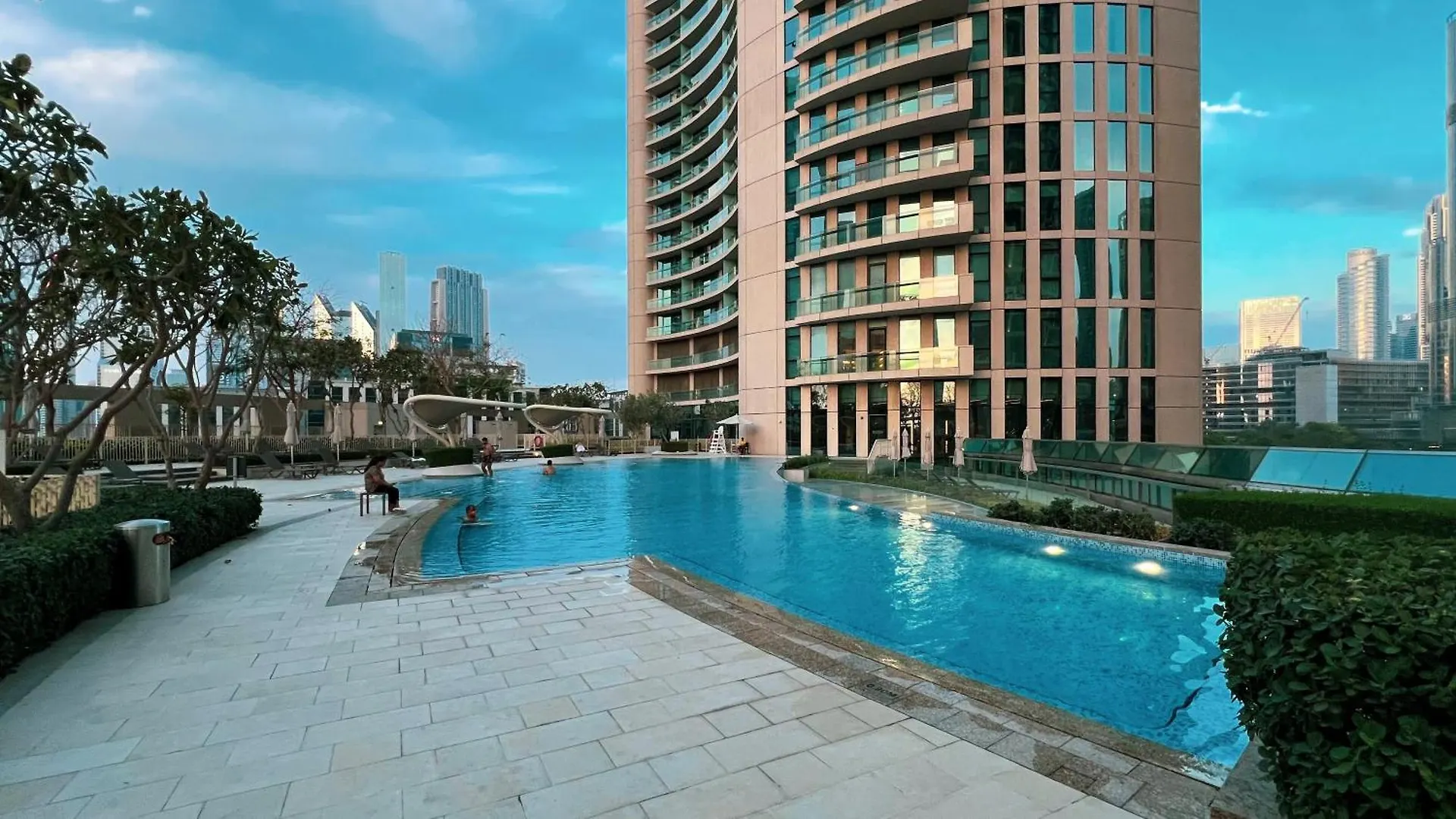 Stylish 1Br Burj Khalifa View Apartment Dubai